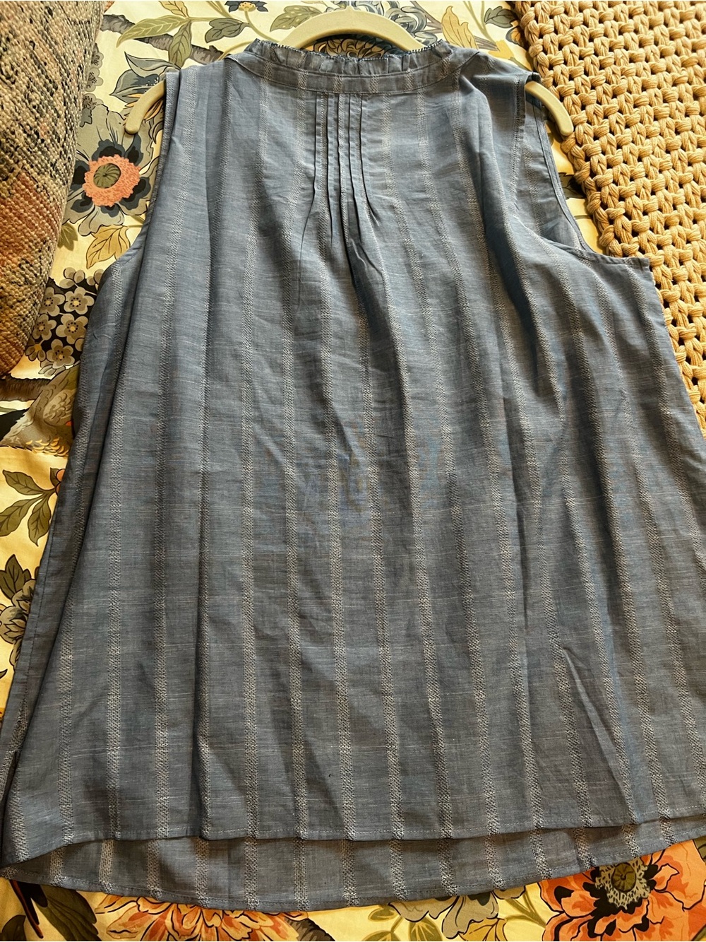 Talbots RUFFLE TRIM SHELL - Picture 7 of 7